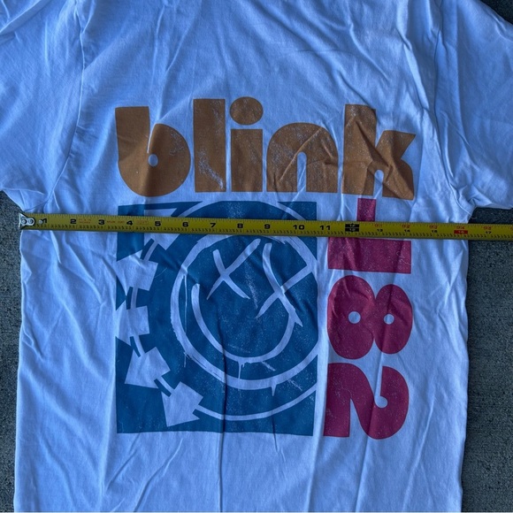Blink-182 White Graphic Tee - Picture 5 of 6